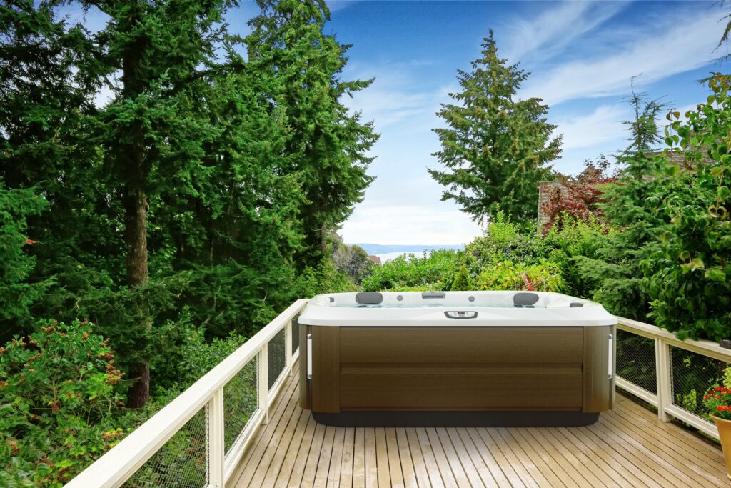 The Health and Lifestyle Benefits of Using a Hot Tub